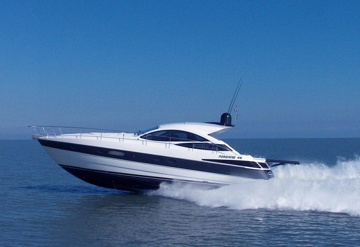 Pershing 46